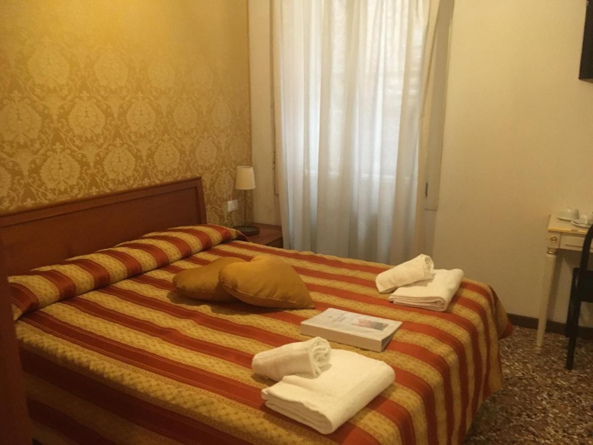 Casa Dolce Hotel เวนิส ภายนอก รูปภาพ